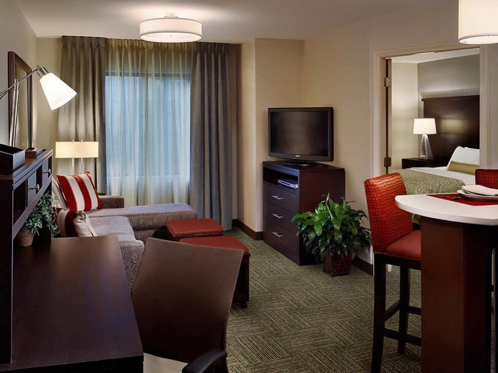 Staybridge Suites Des Moines Downtown By Ihg Exterior foto